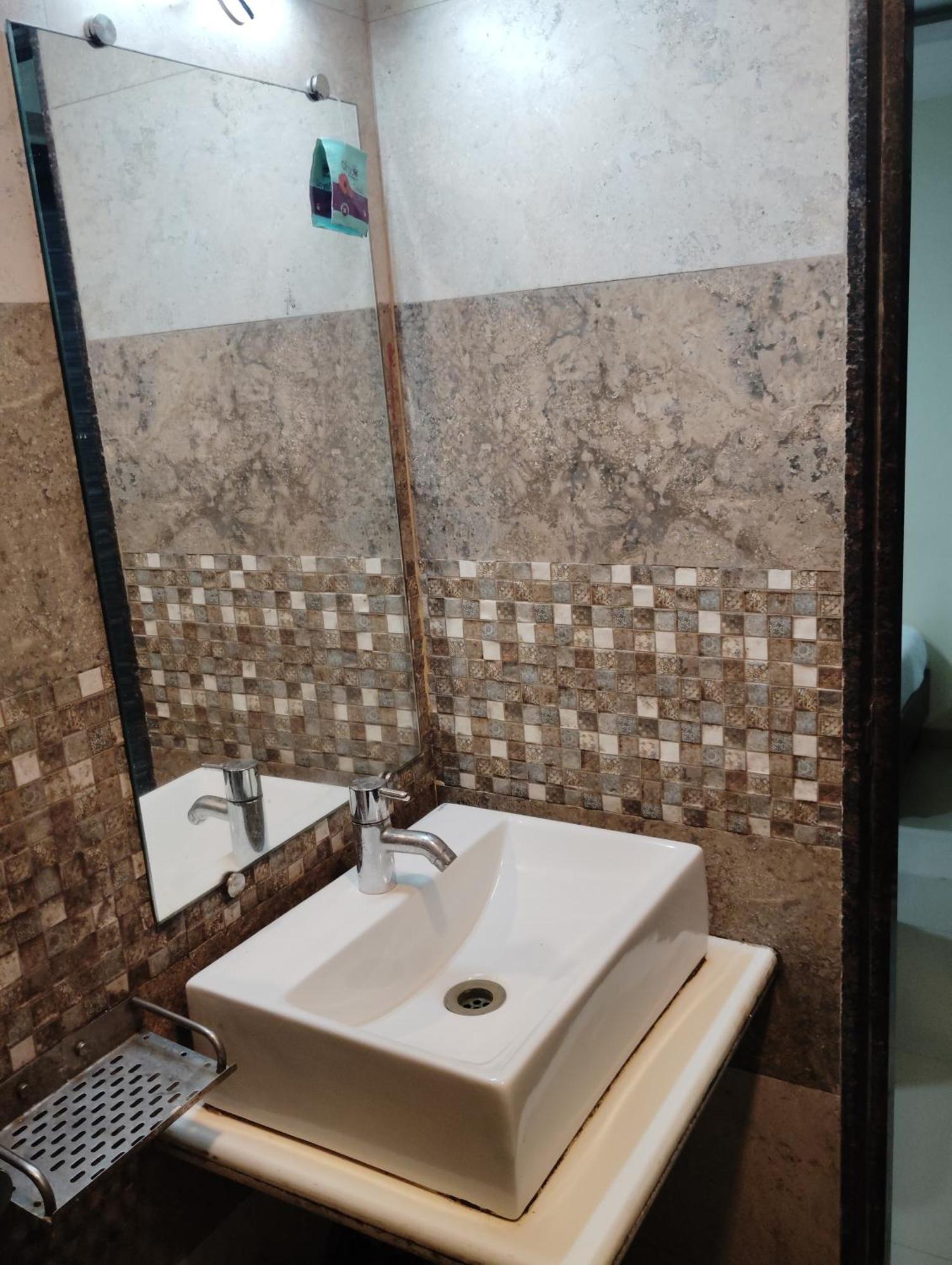 Hotel Crystal Park Near Nesco Exhibition Center Bombay Extérieur photo